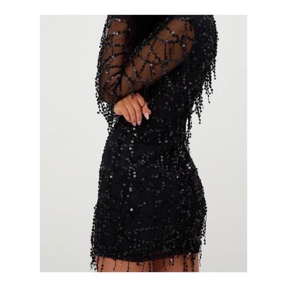Pretty Little Thing sequin tassel dress - Picture 2 of 2
